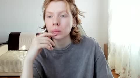 S T E L L A online show from 04/17/26, 11:57