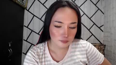 Snapshot of stellaven chatting on 05/19/26, 10:21 Stellaven online show from 05/19/26, 10:21