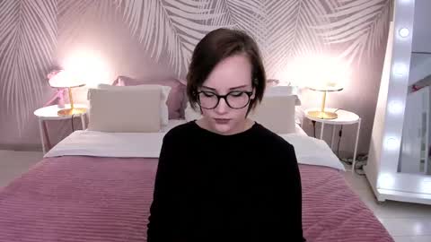 Stella online show from 03/01/25, 04:37