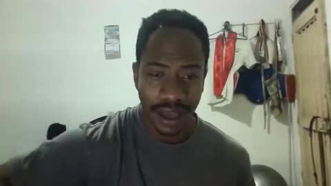 Snapshot of stemanlu9 chatting on 12/23/24, 07:17 Steman online show from 12/23/24, 07:17