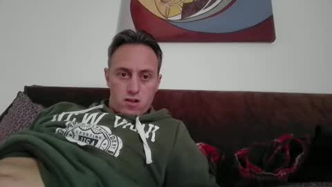 Snapshot of sten015 chatting on 02/20/25, 02:13 sten015 online show from 02/20/25, 02:13