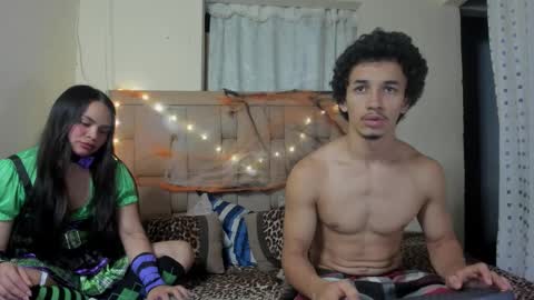 Stepcouple   online show from 10/22/25, 10:20