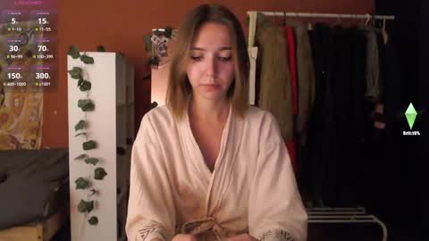 Stephanie 3 online show from 09/23/25, 06:44