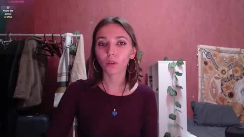 Stephanie 3 online show from 10/12/25, 05:56