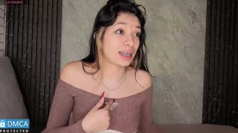 Snapshot of stepha_ chatting on 11/08/25, 11:10 Stepha online show from 11/08/25, 11:10