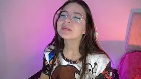 Emma online show from 09/17/25, 11:39