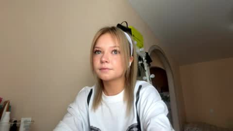 k-k-k-Kate online show from 03/30/26, 11:11