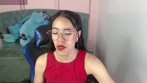 Stephania online show from 02/21/25, 01:44