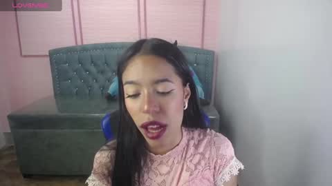 Stephania online show from 03/03/25, 10:28