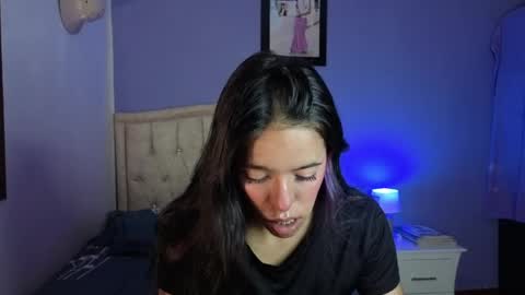 Stephania online show from 04/09/26, 04:23