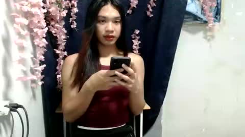 Snapshot of stephanie_zee chatting on 06/10/26, 12:37 stephanie_zee online show from 06/10/26, 12:37