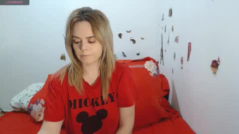 Snapshot of stephaniewild chatting on 02/02/26, 11:09 Stephanie online show from 02/02/26, 11:09