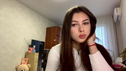Snapshot of stephaniflicek chatting on 04/30/26, 03:18 Stephani online show from 04/30/26, 03:18