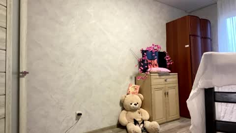 Snapshot of stephaniflicek chatting on 05/07/26, 03:17 Stephani online show from 05/07/26, 03:17