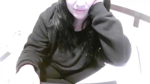 Stephany online show from 10/15/25, 08:42
