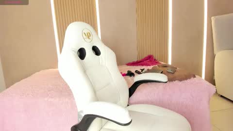 Stephany online show from 03/16/26, 07:40