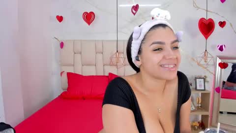 Stefanny online show from 02/18/25, 10:03