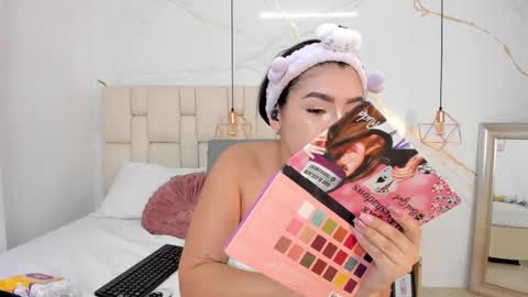 Stefanny online show from 02/23/25, 01:13