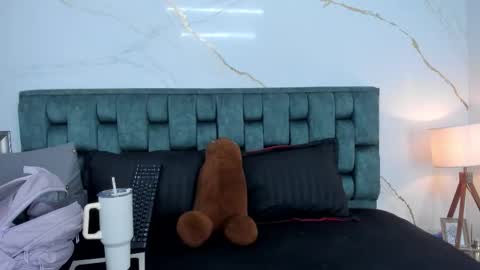 Stefanny online show from 11/14/25, 12:09