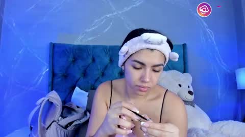 Stefanny online show from 04/19/26, 02:00