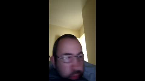 Snapshot of stephenbrown79 chatting on 04/06/26, 01:25 stephenbrown79 online show from 04/06/26, 01:25