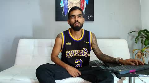 Snapshot of stephenbrown_ chatting on 12/13/24, 09:52 ................ online show from 12/13/24, 09:52