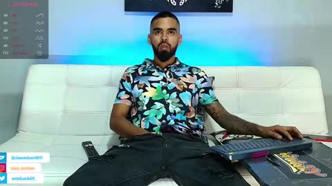 Snapshot of stephenbrown_ chatting on 01/28/25, 05:00 ................ online show from 01/28/25, 05:00