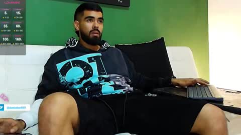 Snapshot of stephenbrown_ chatting on 09/10/25, 04:12 ................ online show from 09/10/25, 04:12