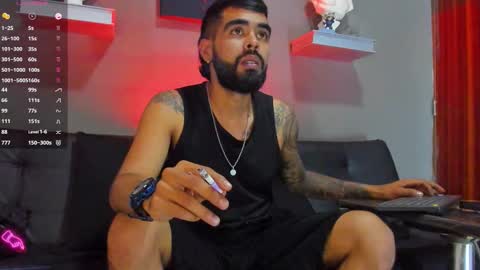 Snapshot of stephenbrown_ chatting on 11/06/25, 11:37 ................ online show from 11/06/25, 11:37