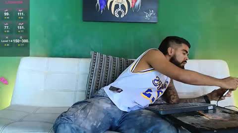 Snapshot of stephenbrown_ chatting on 12/01/25, 07:52 ................ online show from 12/01/25, 07:52