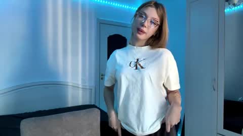 Snapshot of stepheniesemans chatting on 02/28/26, 05:19 Stef online show from 02/28/26, 05:19