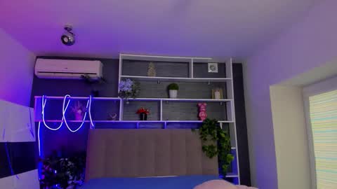 Stephie online show from 02/24/26, 06:11