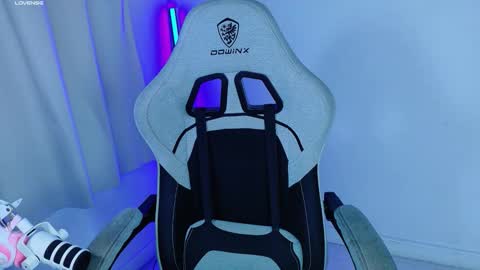 Snapshot of stephybrown chatting on 10/27/25, 11:52 stephy online show from 10/27/25, 11:52