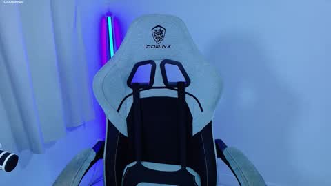 Snapshot of stephybrown chatting on 10/30/25, 12:56 stephy online show from 10/30/25, 12:56