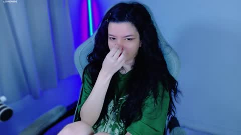 Snapshot of stephybrown chatting on 10/31/25, 12:22 stephy online show from 10/31/25, 12:22