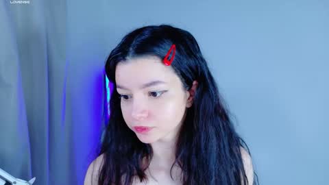 Snapshot of stephybrown chatting on 11/22/25, 12:09 stephy online show from 11/22/25, 12:09