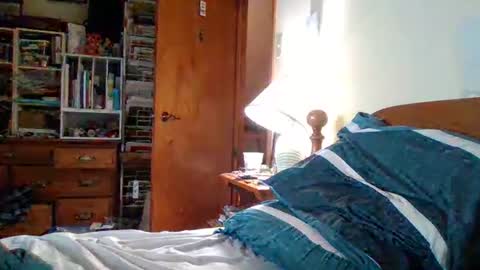 Ian23602 online show from 09/23/25, 11:57