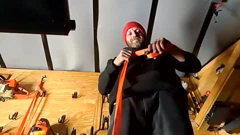 Snapshot of sterng123 chatting on 12/02/24, 03:37 sterng123 online show from 12/02/24, 03:37