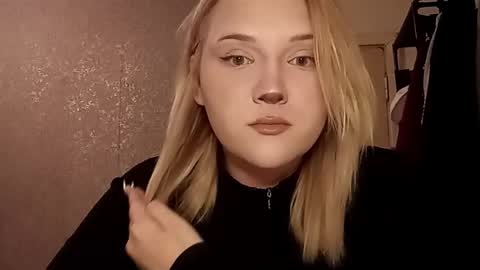 stesha447163 online show from 03/18/26, 09:40