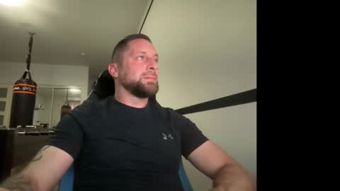 steve897819 online show from 10/22/25, 05:24