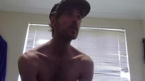 Snapshot of steveaussie chatting on 01/09/25, 01:29 Australian420 online show from 01/09/25, 01:29