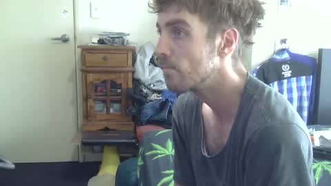 Snapshot of steveaussie chatting on 01/30/25, 01:00 Australian420 online show from 01/30/25, 01:00