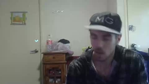 Snapshot of steveaussie chatting on 02/05/25, 02:29 Australian420 online show from 02/05/25, 02:29