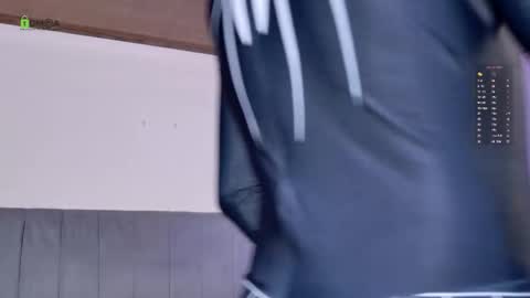 Stevenn online show from 12/14/25, 06:56