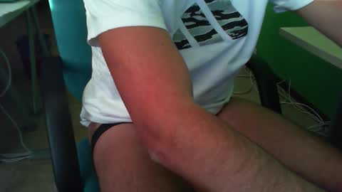 Snapshot of stevehornystud chatting on 01/11/26, 03:28 stevehornystud online show from 01/11/26, 03:28