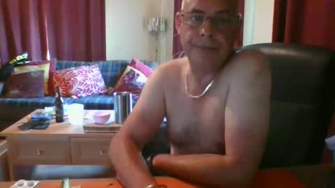 stevejm3740 online show from 05/24/26, 06:13