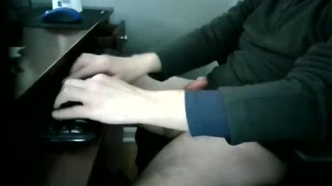 stevekcpt22 online show from 12/13/25, 08:47