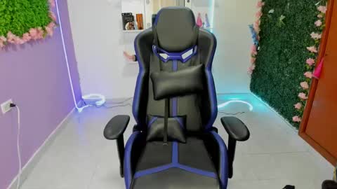 steven_emily online show from 02/05/25, 08:57