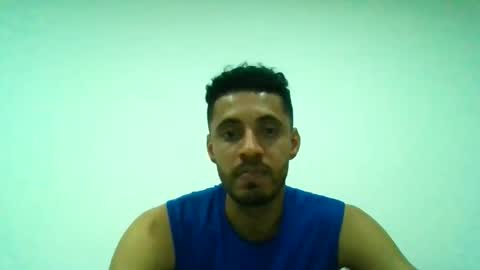 Snapshot of steven_smith05 chatting on 11/05/25, 02:33 Esteban online show from 11/05/25, 02:33