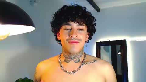 Snapshot of stevennavarro chatting on 03/14/26, 02:39 Daniel Steven Navarro online show from 03/14/26, 02:39